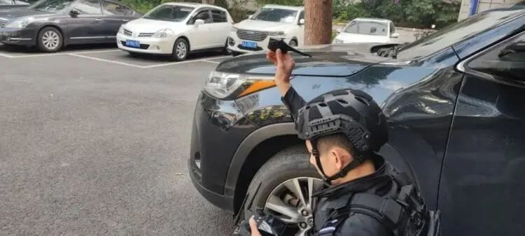 航拍保｜重庆低空经济双突破：百架无人机“压力测试”通关，全球最小工业机“黑刺”量产